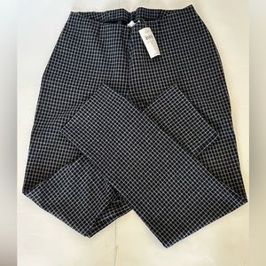 NWT J.Jill Ponte Ponte slim leg pants S
Dark Navy